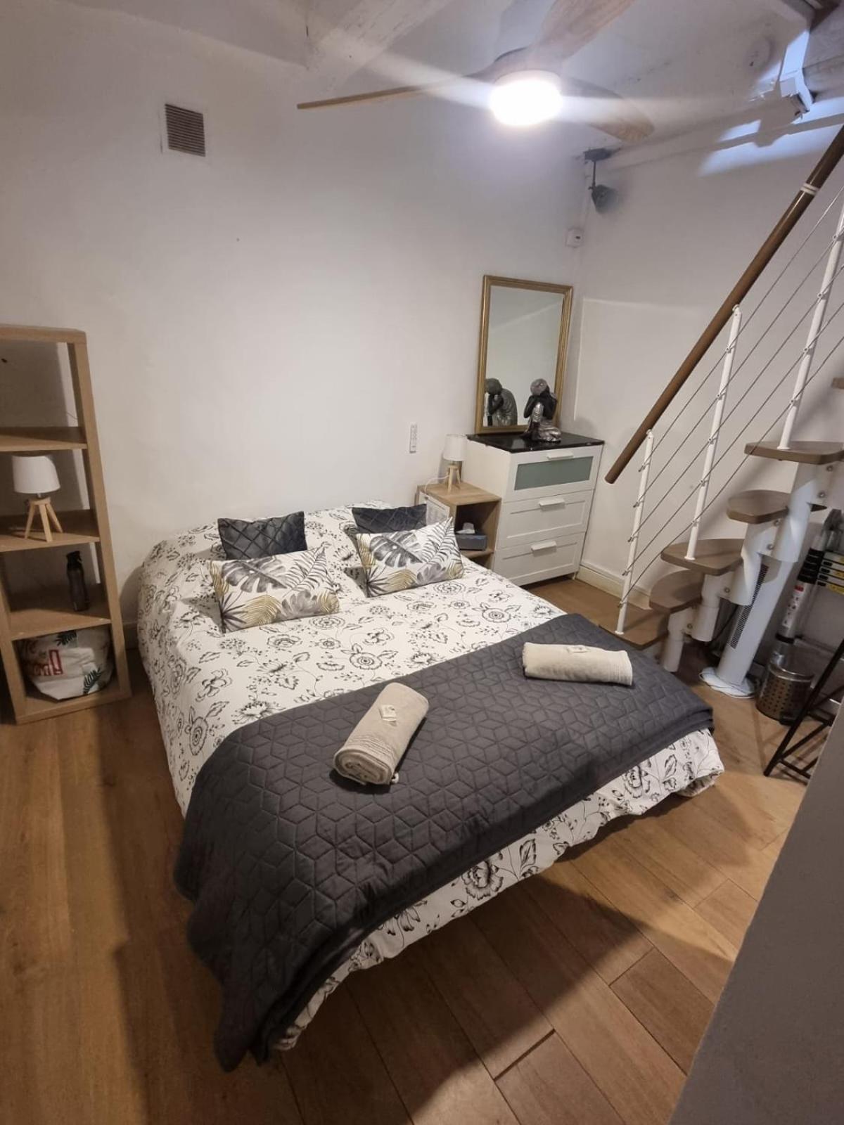 Beau Duplex Sur Le Vieux Port Apartment Marseille Ngoại thất bức ảnh
